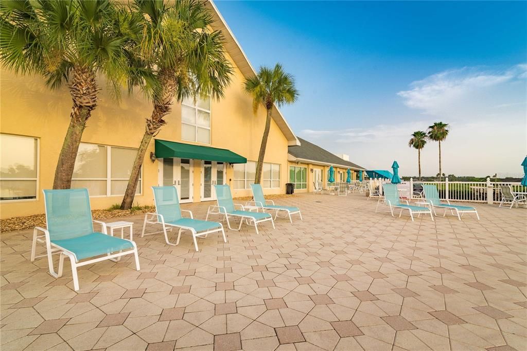 Active With Contract: $249,000 (2 beds, 2 baths, 1270 Square Feet)