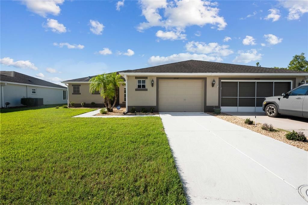 For Sale: $249,000 (2 beds, 2 baths, 1270 Square Feet)