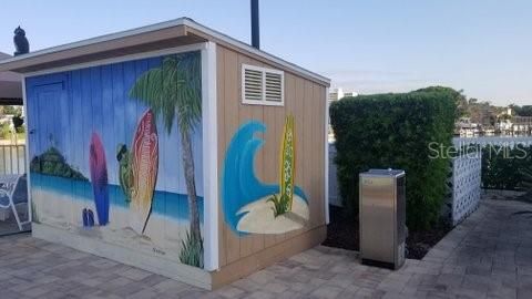 Active With Contract: $115,000 (1 beds, 1 baths, 815 Square Feet)
