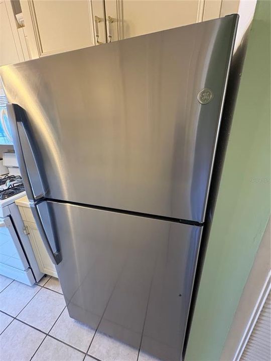 Active With Contract: $115,000 (1 beds, 1 baths, 815 Square Feet)