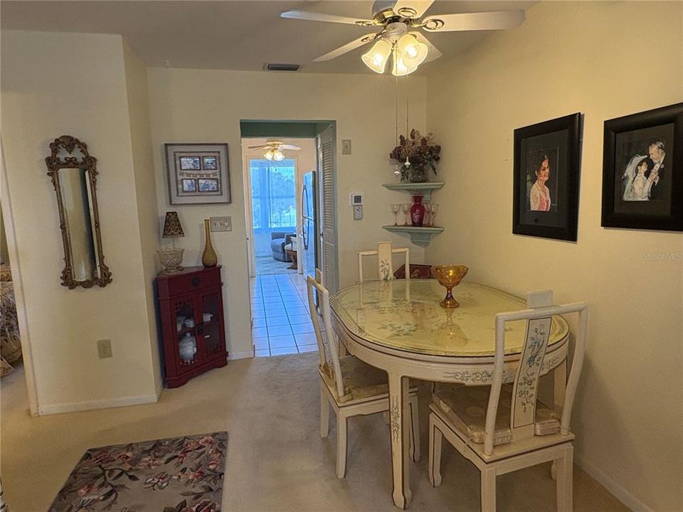Active With Contract: $115,000 (1 beds, 1 baths, 815 Square Feet)