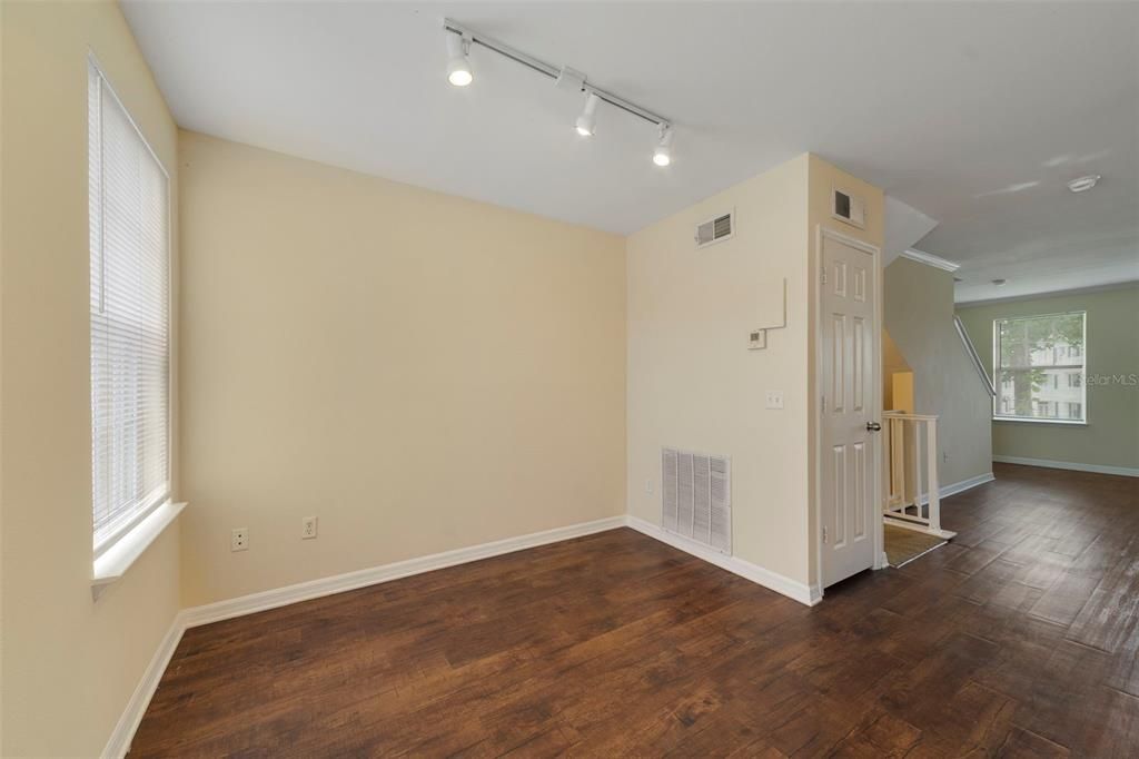 For Sale: $429,999 (3 beds, 2 baths, 1640 Square Feet)