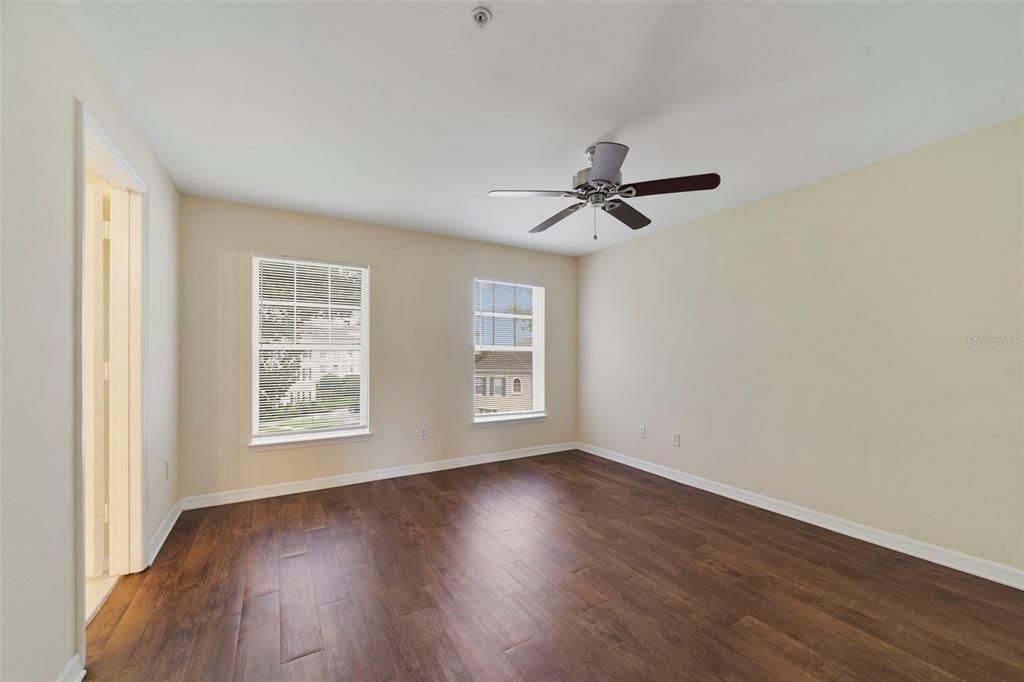 For Sale: $429,999 (3 beds, 2 baths, 1640 Square Feet)