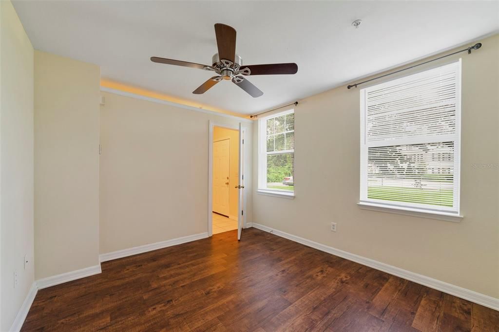 For Sale: $429,999 (3 beds, 2 baths, 1640 Square Feet)