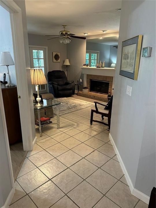 For Sale: $279,000 (3 beds, 2 baths, 1200 Square Feet)