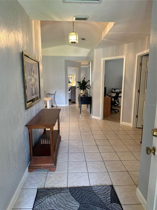For Sale: $279,000 (3 beds, 2 baths, 1200 Square Feet)