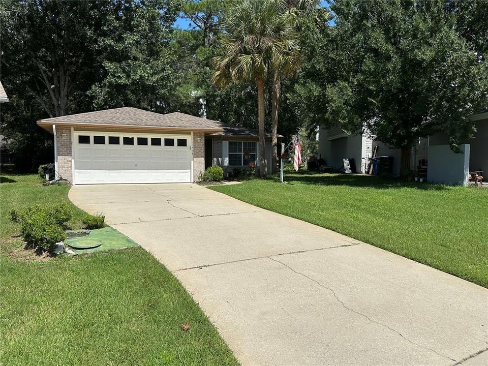 For Sale: $279,000 (3 beds, 2 baths, 1200 Square Feet)