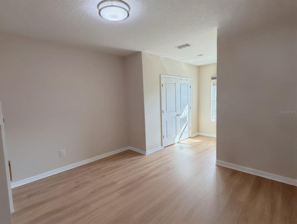 For Rent: $2,500 (3 beds, 2 baths, 1724 Square Feet)