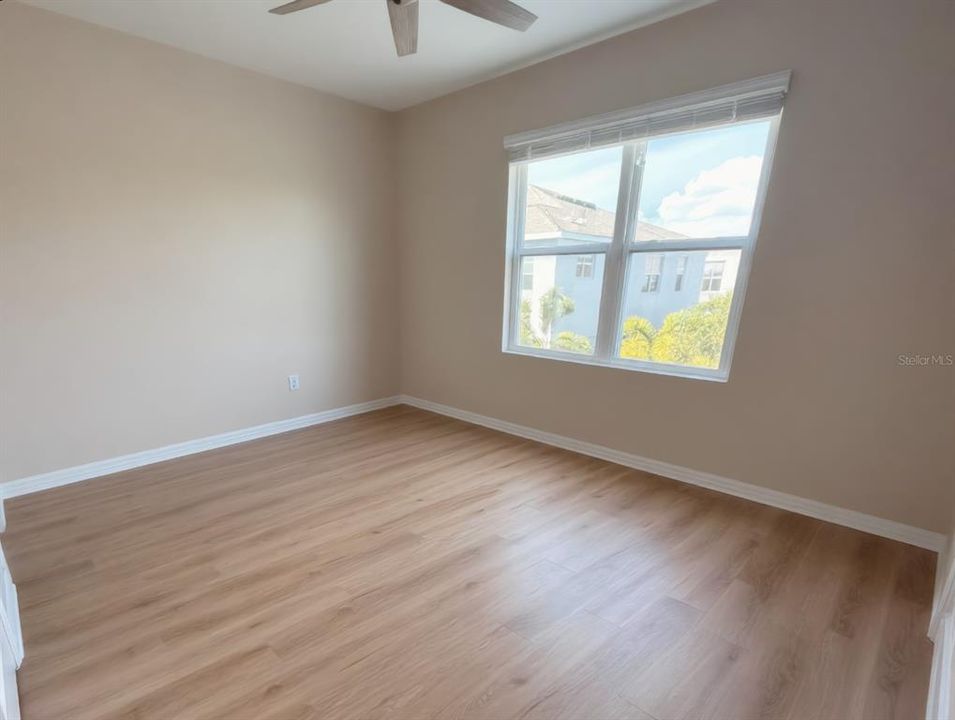 For Rent: $2,500 (3 beds, 2 baths, 1724 Square Feet)