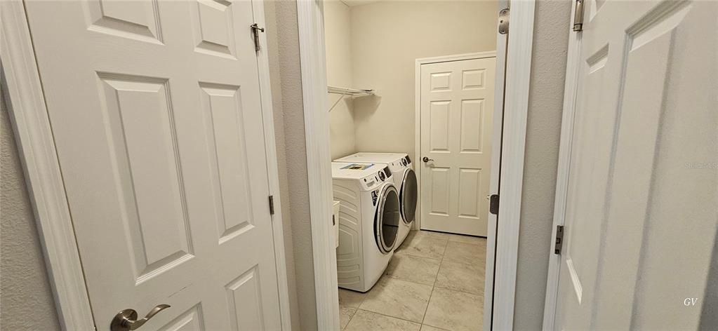 For Rent: $2,497 (2 beds, 2 baths, 1824 Square Feet)