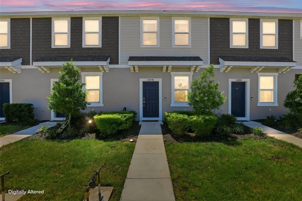 For Sale: $265,000 (2 beds, 2 baths, 1180 Square Feet)