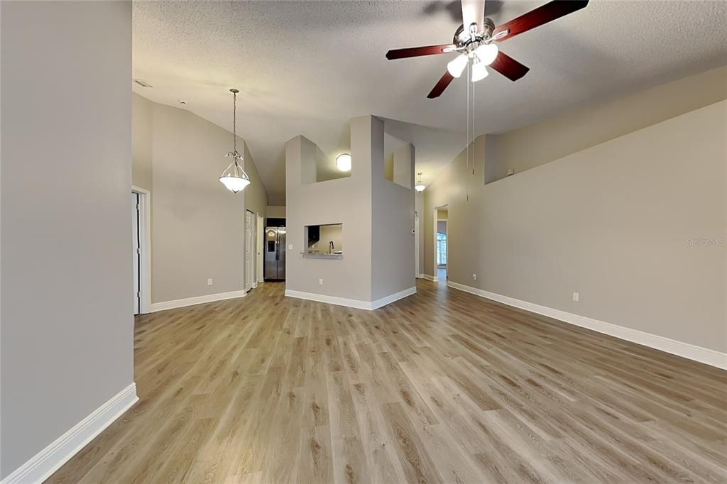 For Rent: $2,399 (4 beds, 2 baths, 1606 Square Feet)