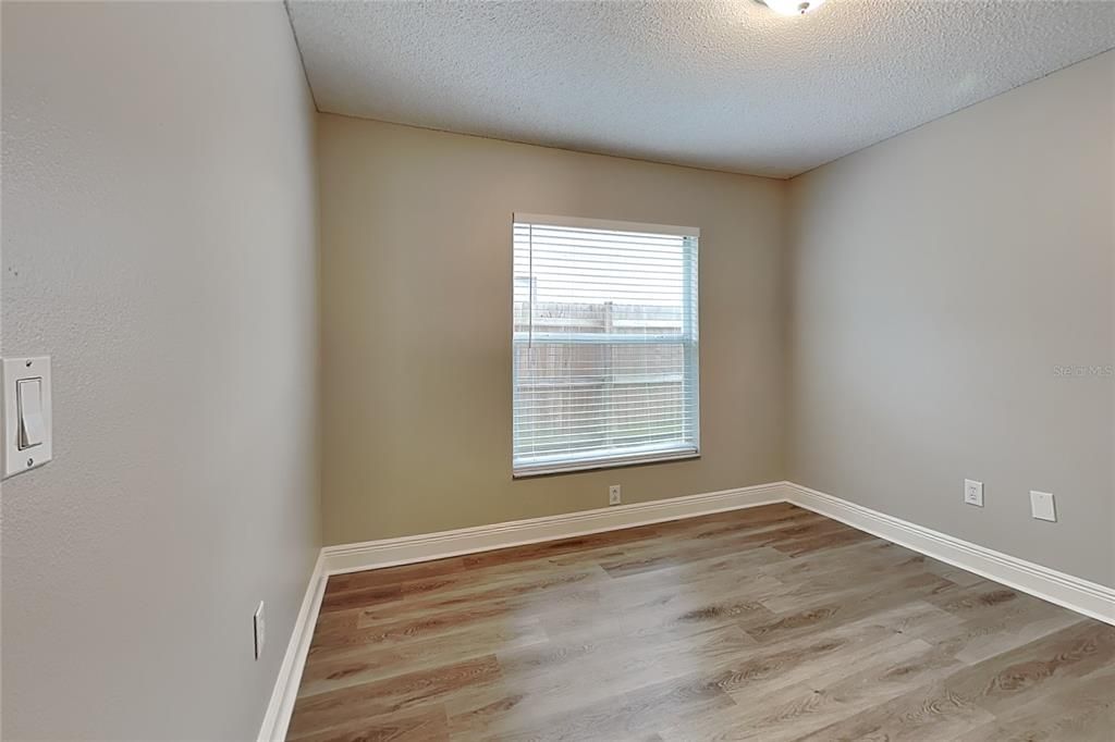 For Rent: $2,399 (4 beds, 2 baths, 1606 Square Feet)