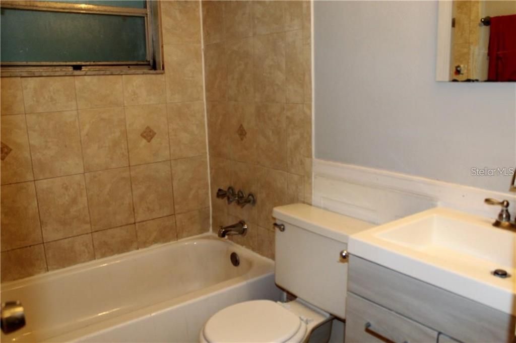 В аренду: $1,595 (2 спален, 1 ванн, 936 Квадратных фут)
