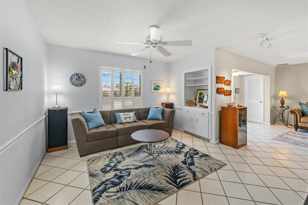 For Rent: $7,500 (3 beds, 2 baths, 1947 Square Feet)