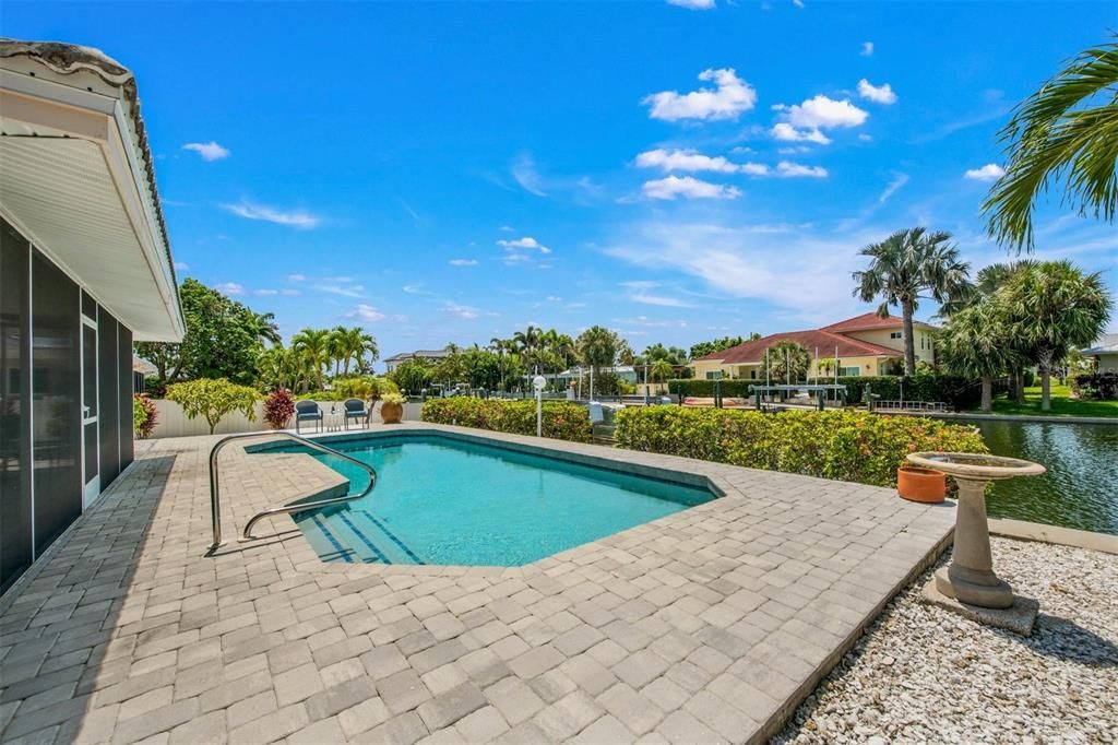 For Rent: $7,500 (3 beds, 2 baths, 1947 Square Feet)