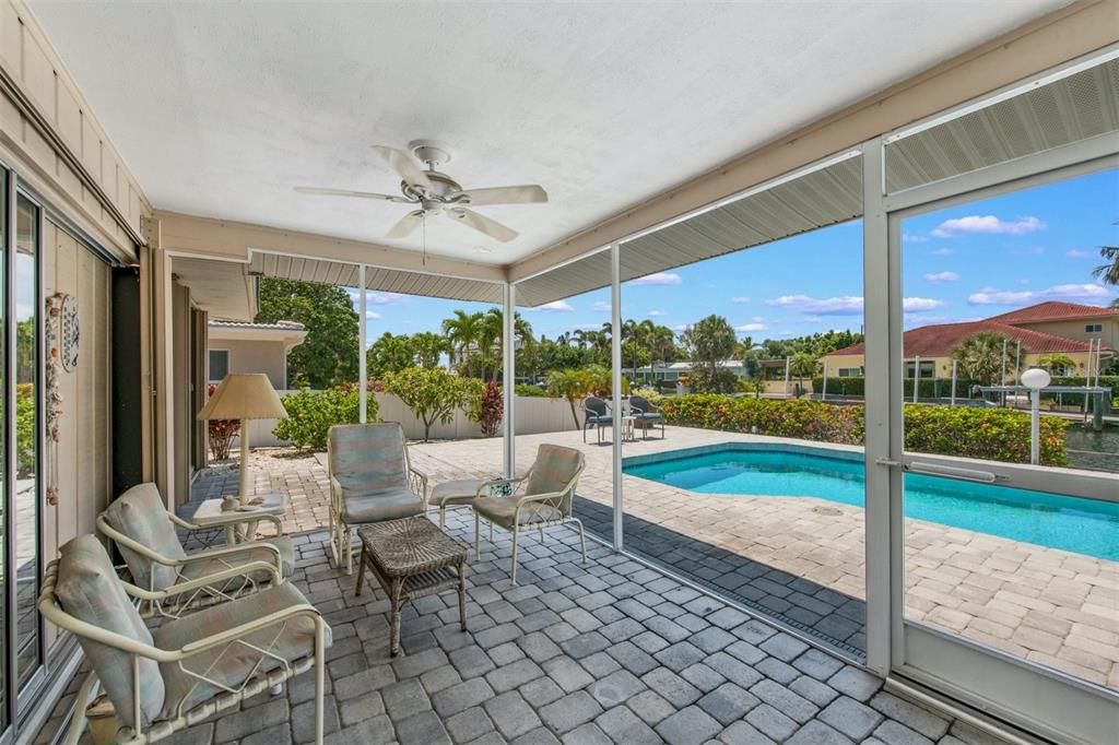 For Rent: $7,500 (3 beds, 2 baths, 1947 Square Feet)