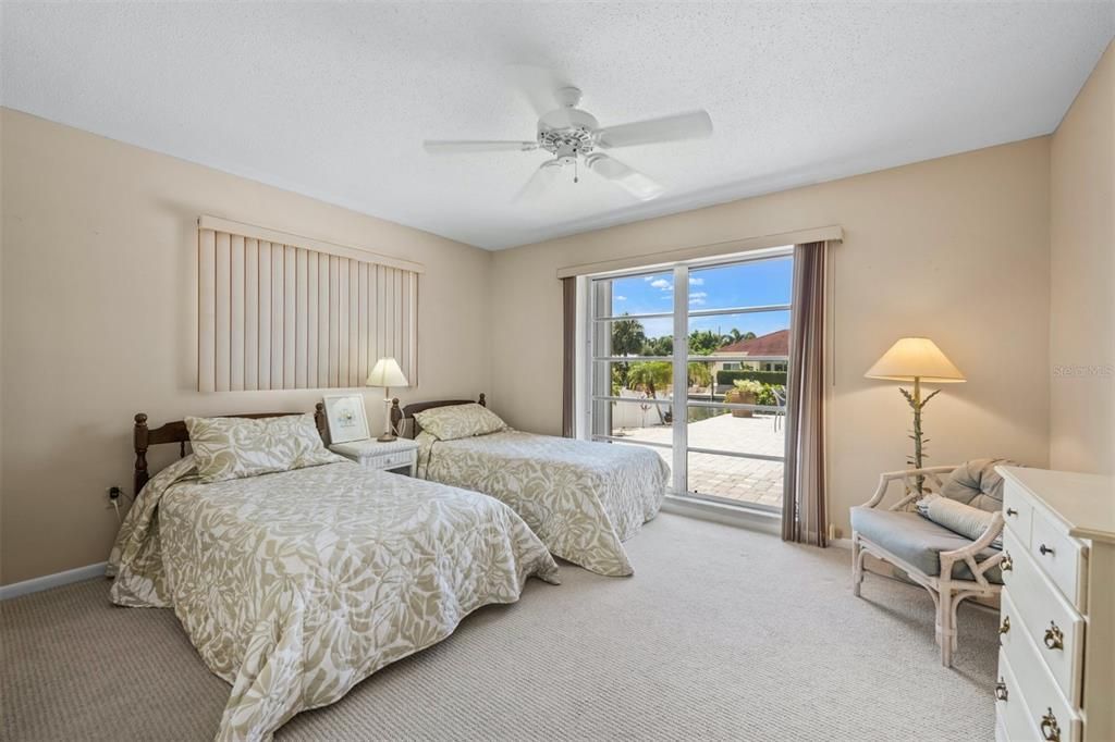 For Rent: $7,500 (3 beds, 2 baths, 1947 Square Feet)