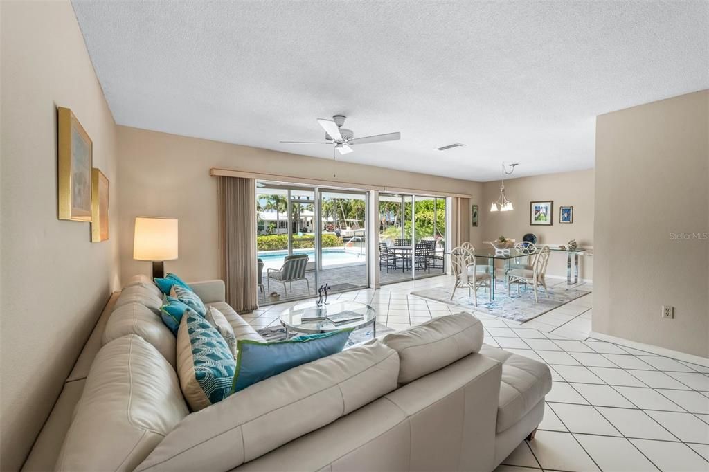 For Rent: $7,500 (3 beds, 2 baths, 1947 Square Feet)