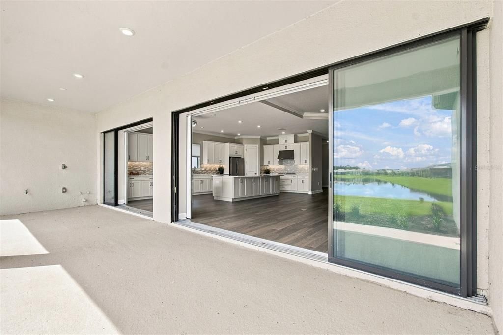 En Venta: $975,000 (3 camas, 3 baños, 3104 Pies cuadrados)