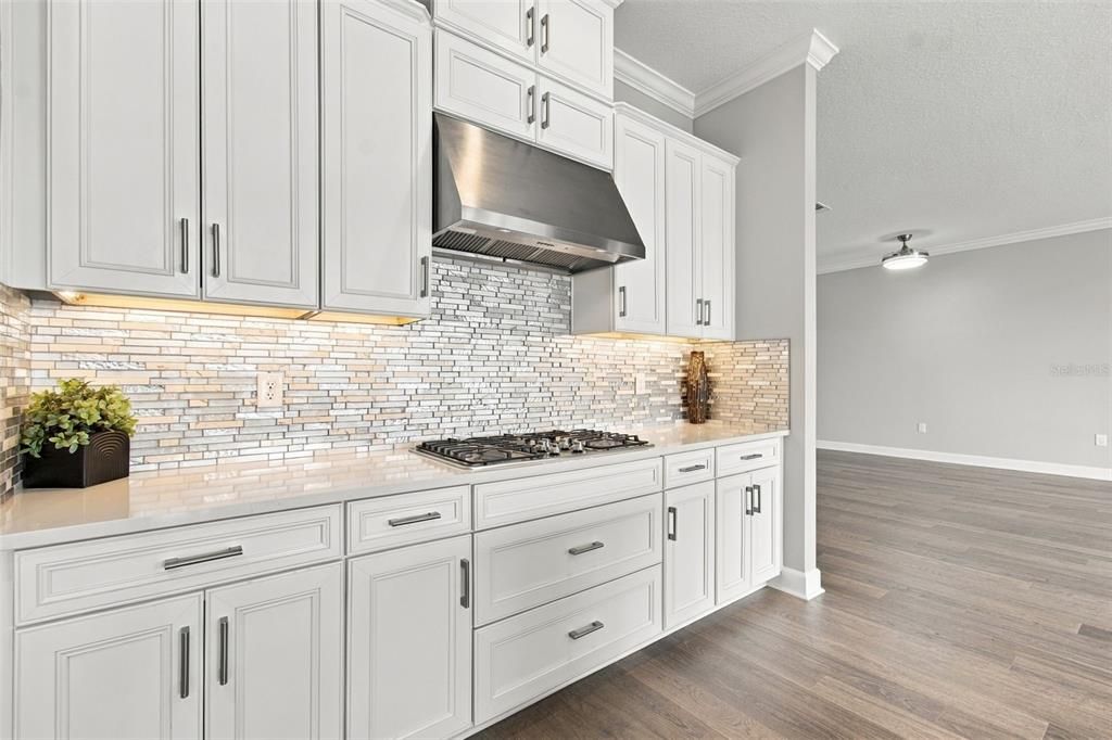 En Venta: $975,000 (3 camas, 3 baños, 3104 Pies cuadrados)