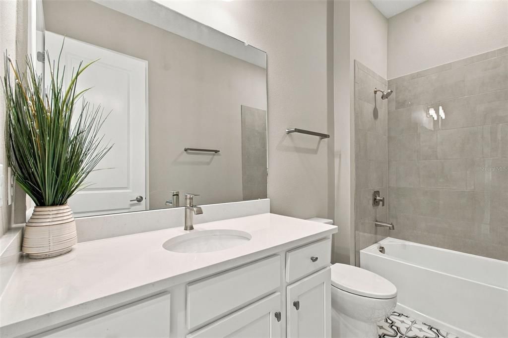 En Venta: $975,000 (3 camas, 3 baños, 3104 Pies cuadrados)
