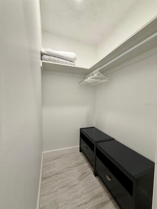 В аренду: $1,250 (1 спален, 1 ванн, 560 Квадратных фут)