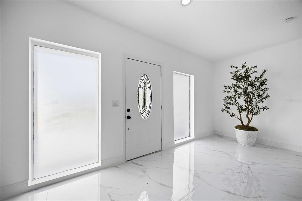 For Sale: $648,000 (5 beds, 5 baths, 3300 Square Feet)