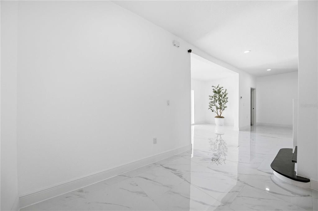 For Sale: $648,000 (5 beds, 5 baths, 3300 Square Feet)