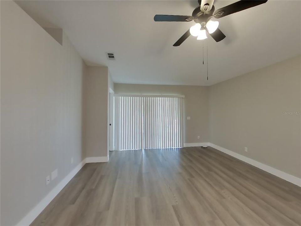 For Rent: $2,129 (3 beds, 2 baths, 1286 Square Feet)