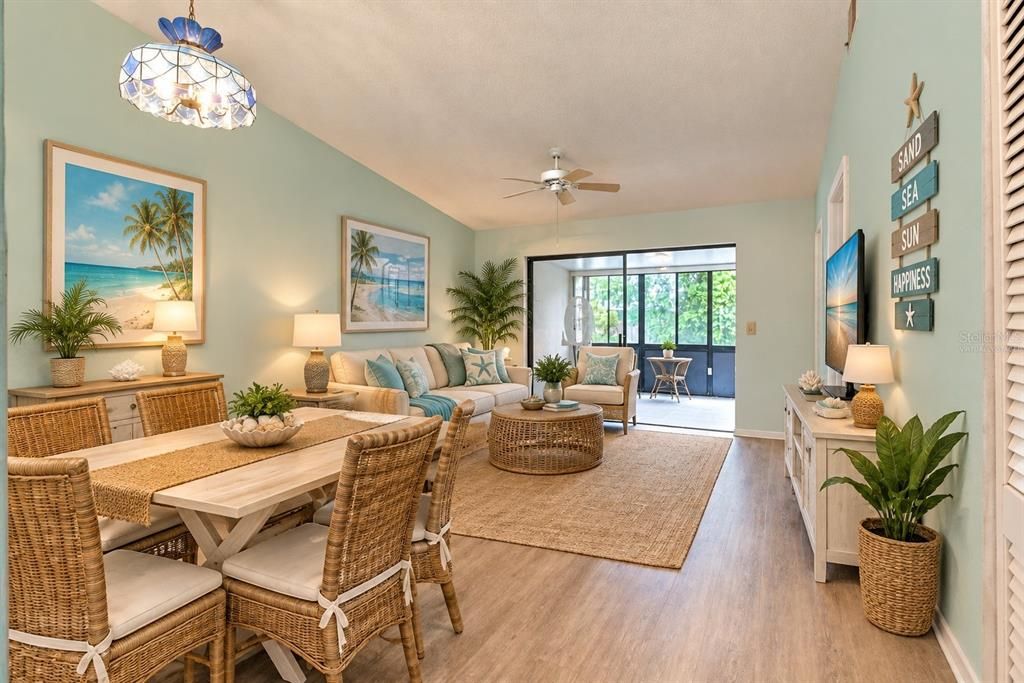 For Sale: $159,900 (2 beds, 2 baths, 934 Square Feet)