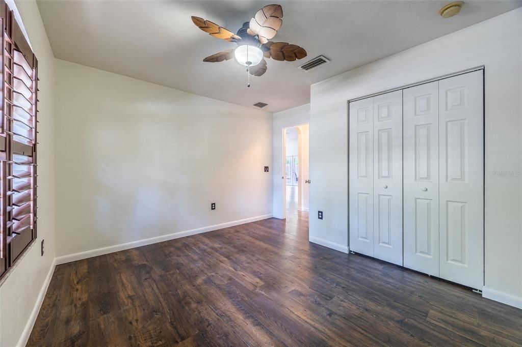 For Sale: $309,999 (3 beds, 2 baths, 1321 Square Feet)