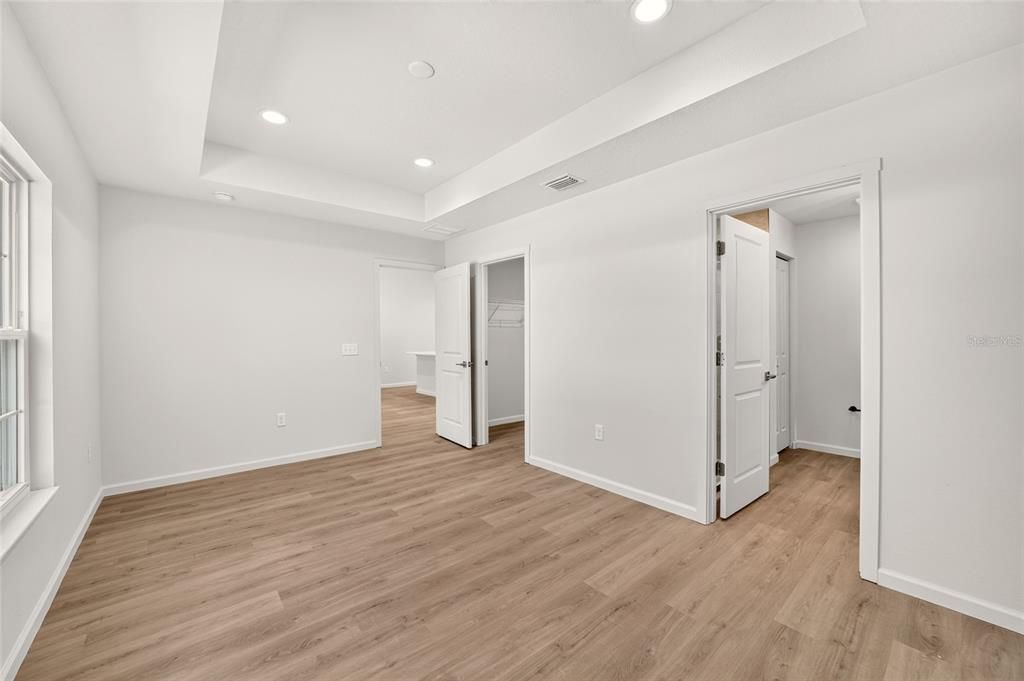 For Sale: $227,900 (3 beds, 2 baths, 1240 Square Feet)