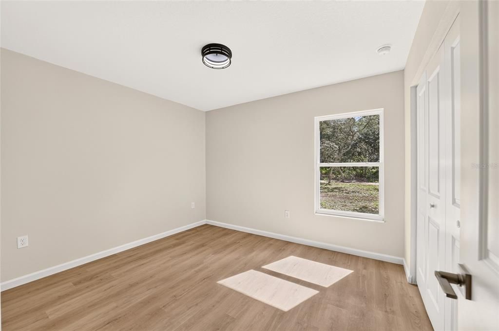For Sale: $227,900 (3 beds, 2 baths, 1240 Square Feet)