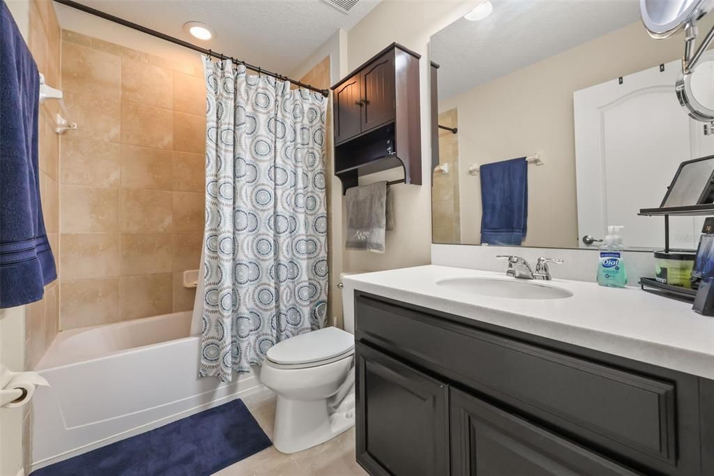 For Sale: $799,000 (4 beds, 3 baths, 3940 Square Feet)