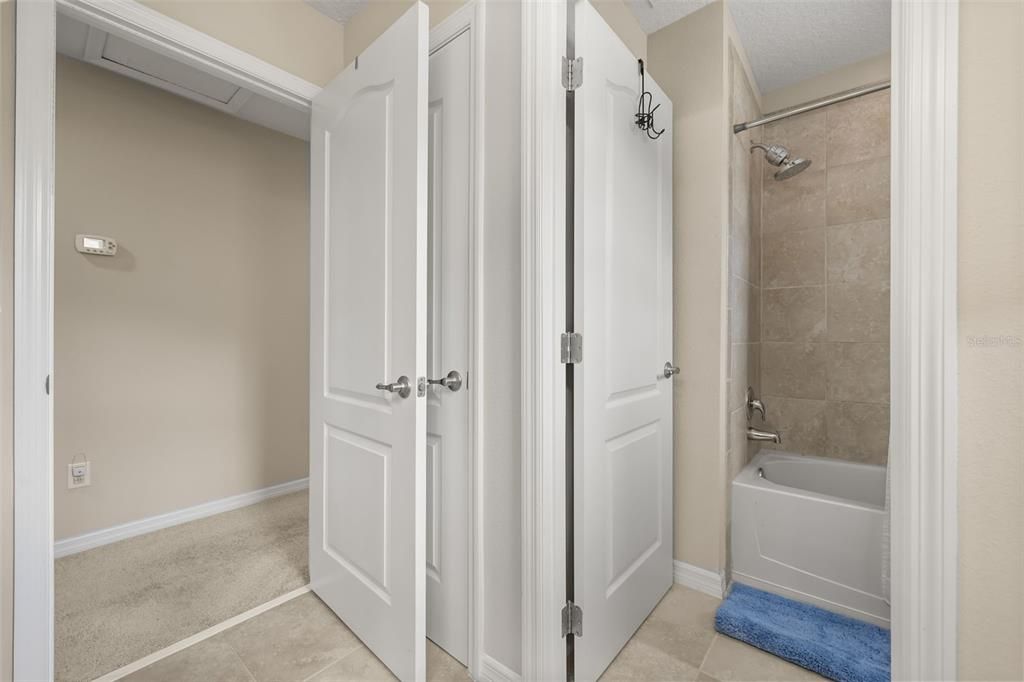 For Sale: $799,000 (4 beds, 3 baths, 3940 Square Feet)