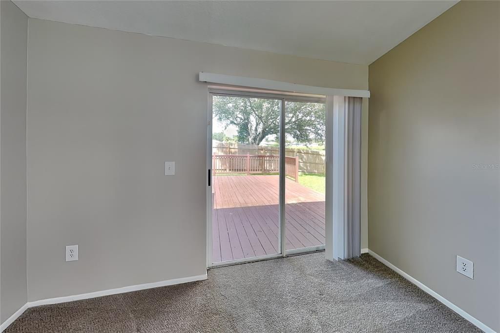 For Rent: $2,099 (3 beds, 2 baths, 1405 Square Feet)