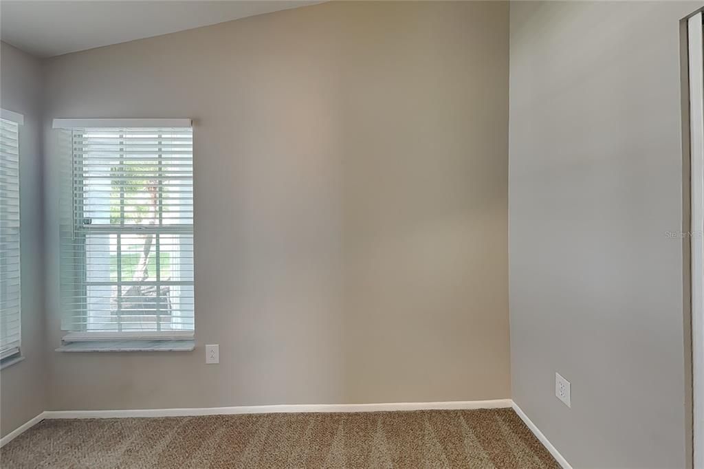 For Rent: $2,099 (3 beds, 2 baths, 1405 Square Feet)