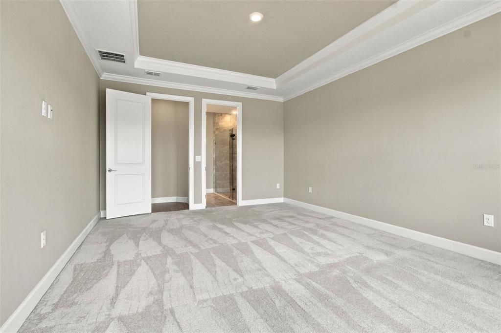 For Sale: $700,000 (3 beds, 3 baths, 2320 Square Feet)
