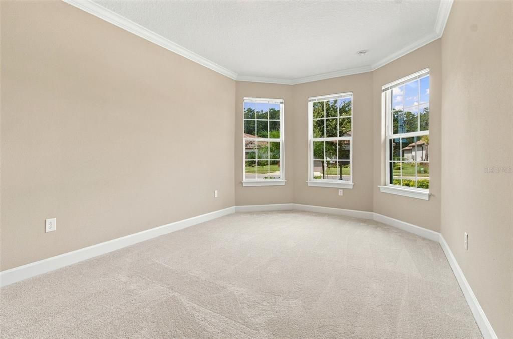 For Sale: $700,000 (3 beds, 3 baths, 2320 Square Feet)