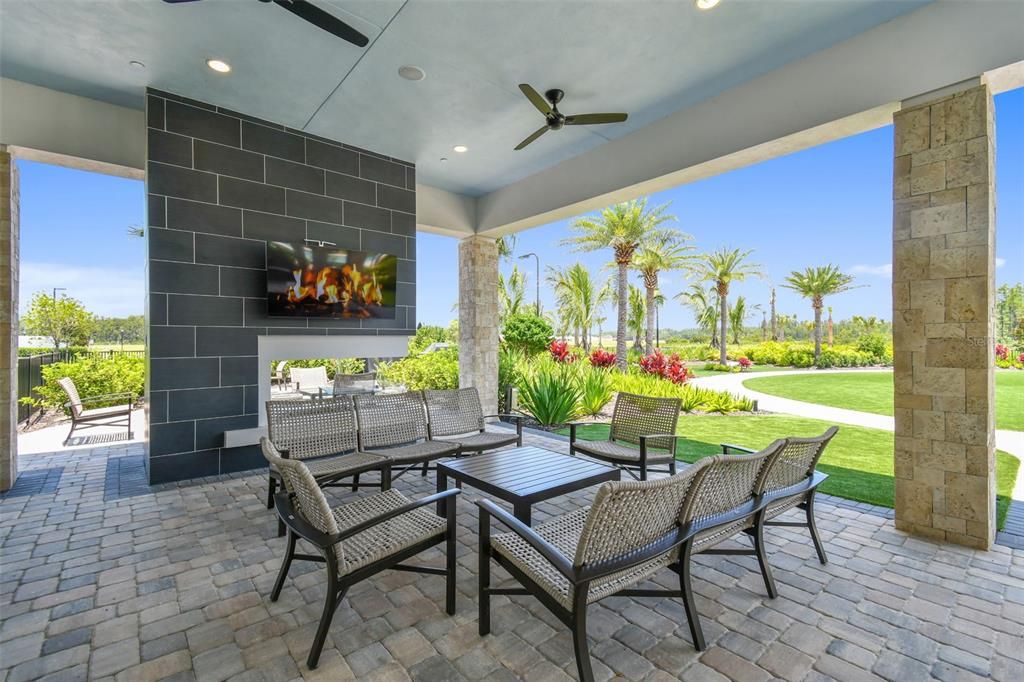 For Sale: $700,000 (3 beds, 3 baths, 2320 Square Feet)