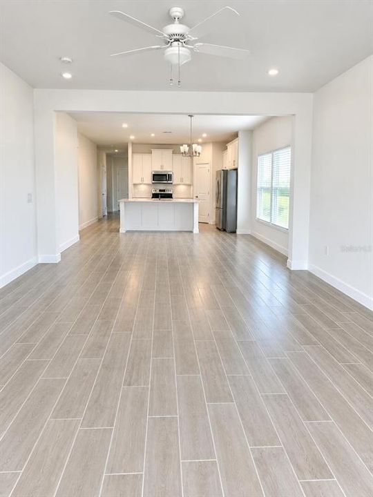 For Rent: $2,500 (4 beds, 2 baths, 2141 Square Feet)