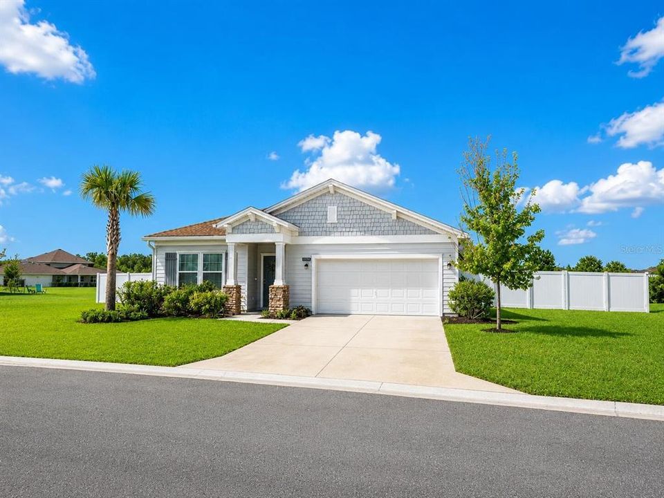 For Rent: $2,500 (4 beds, 2 baths, 2141 Square Feet)