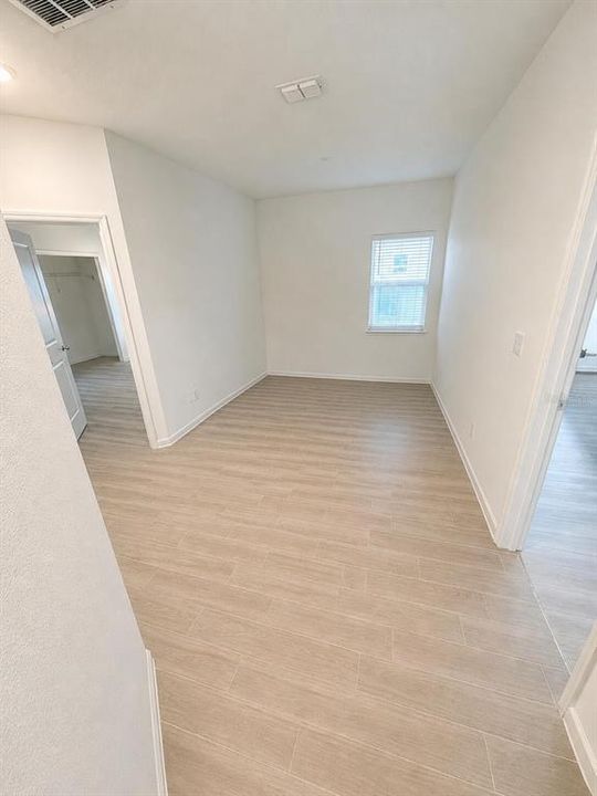 For Rent: $2,500 (4 beds, 2 baths, 2141 Square Feet)