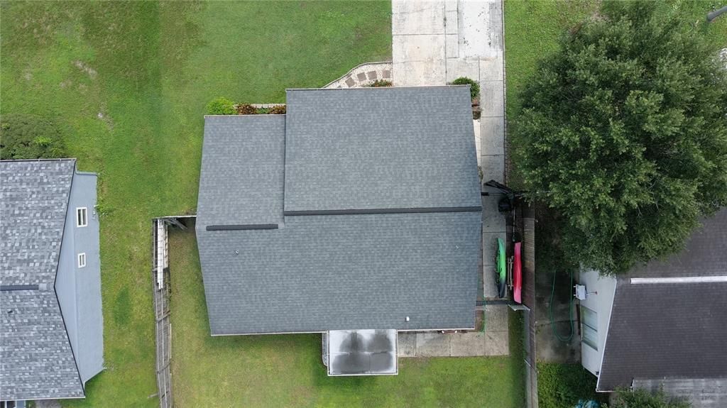 For Sale: $219,900 (2 beds, 1 baths, 872 Square Feet)