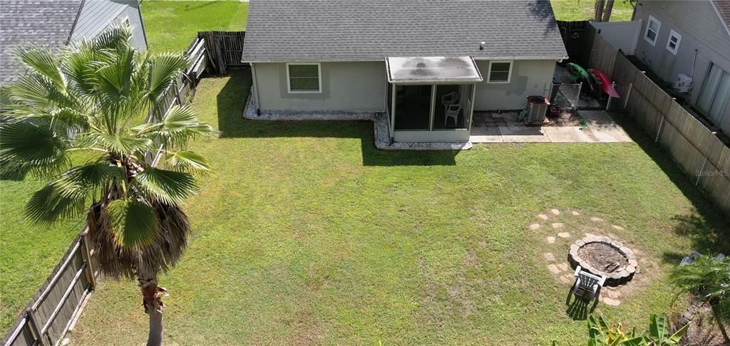 For Sale: $219,900 (2 beds, 1 baths, 872 Square Feet)