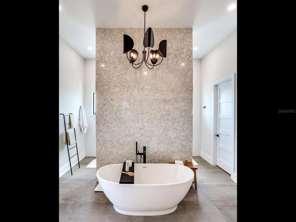En Venta: $4,750,000 (5 camas, 5 baños, 4711 Pies cuadrados)
