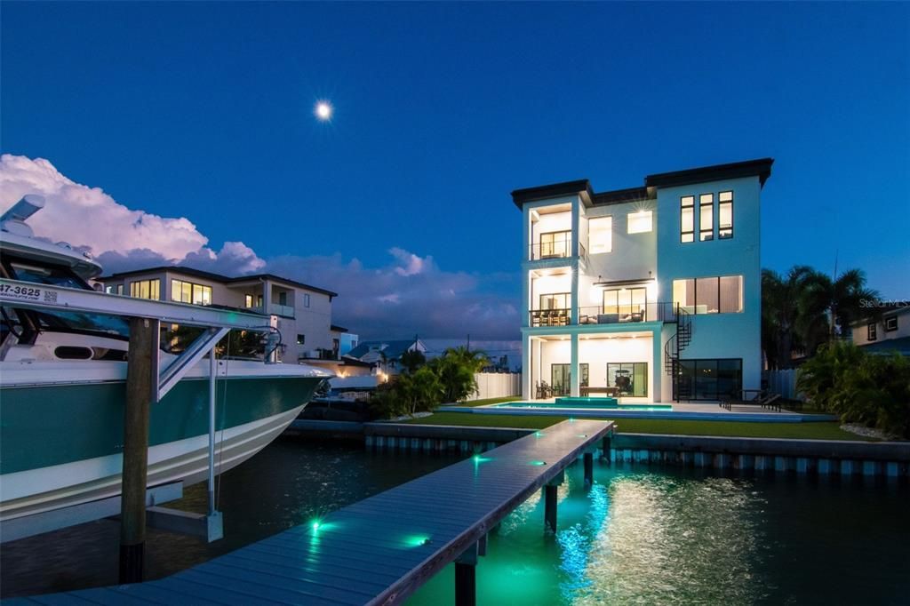 En Venta: $4,750,000 (5 camas, 5 baños, 4711 Pies cuadrados)