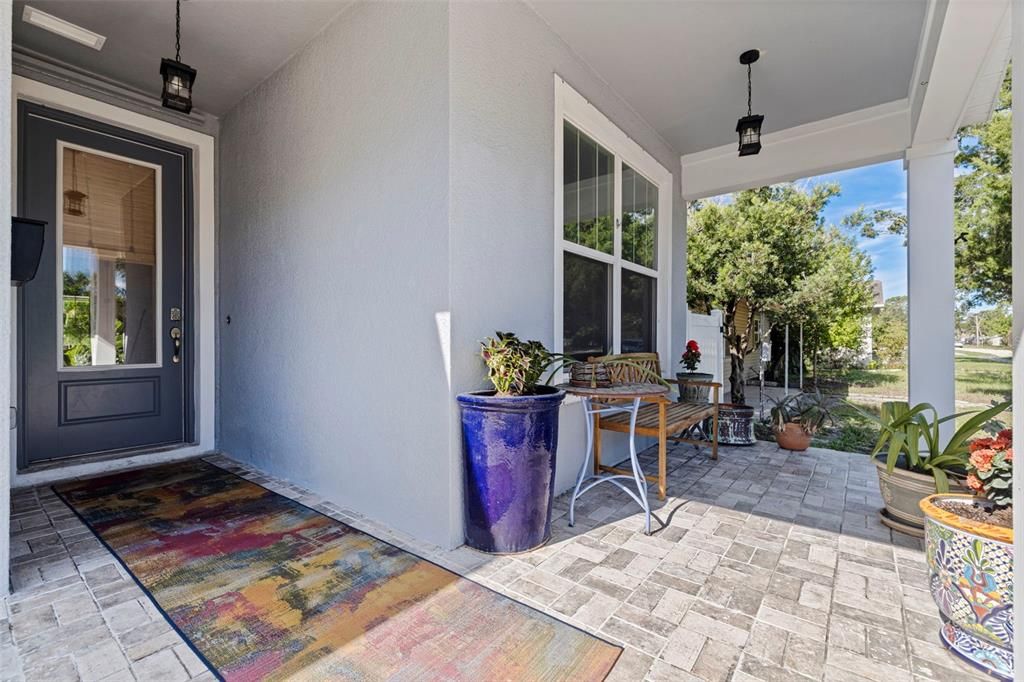 For Sale: $1,025,000 (4 beds, 3 baths, 2713 Square Feet)