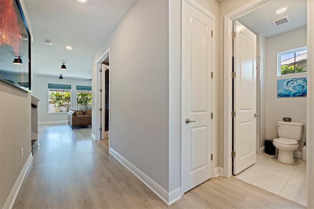 For Sale: $1,025,000 (4 beds, 3 baths, 2713 Square Feet)